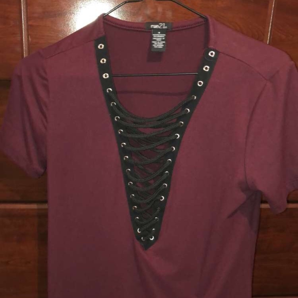 burgundy/maroon top